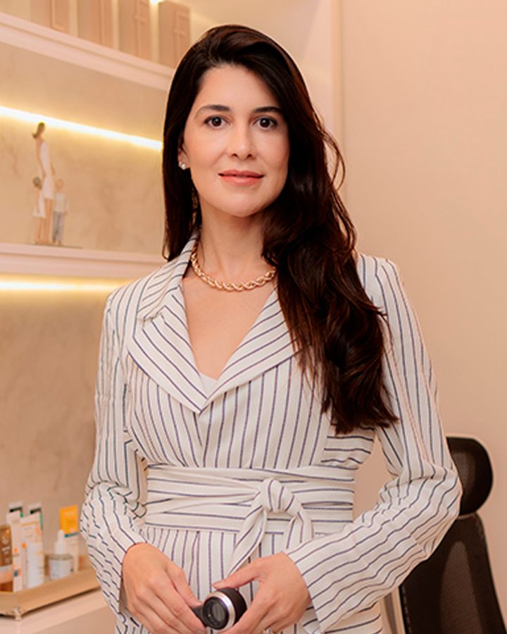 Dra. Mariana Ataíde